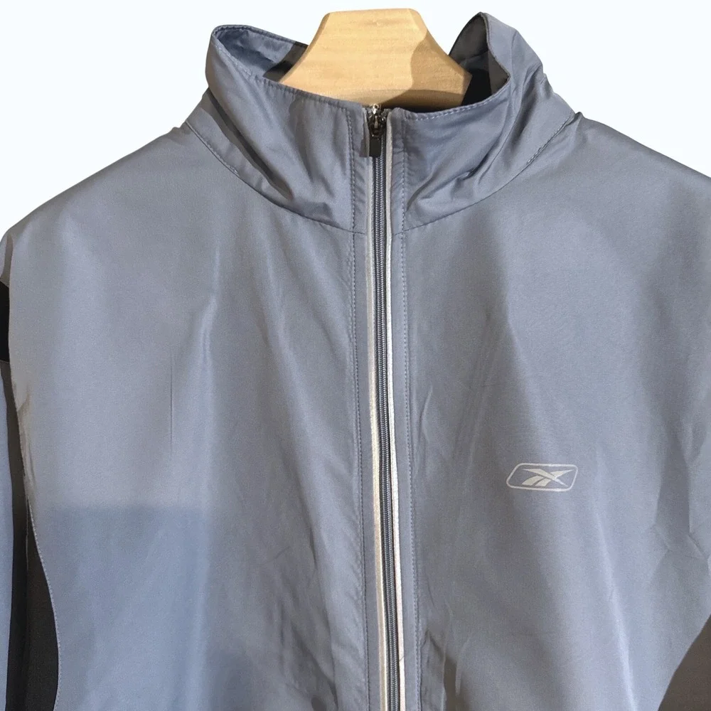 Reebok Windbreaker Jacket‎ Mens L Grey Black Full Zip Reflective Mock Neck Sport